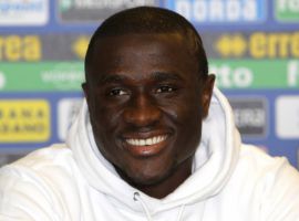 Серия А, Дженоа (Genoa): Страссер был прооперирован в &laquo;Вилла Стюарт&raquo;