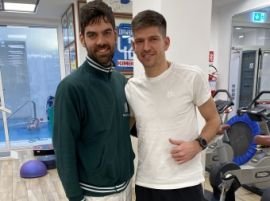 Футболист "Александрии" Кирилл Ковалец проходит курс физиотерапии в клинике